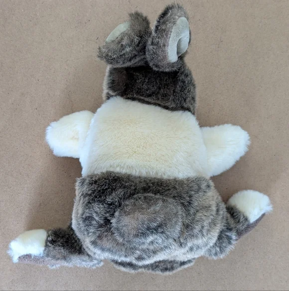 Folkmanis | Dutch Rabbit Hand Puppet - Picture 11 of 15